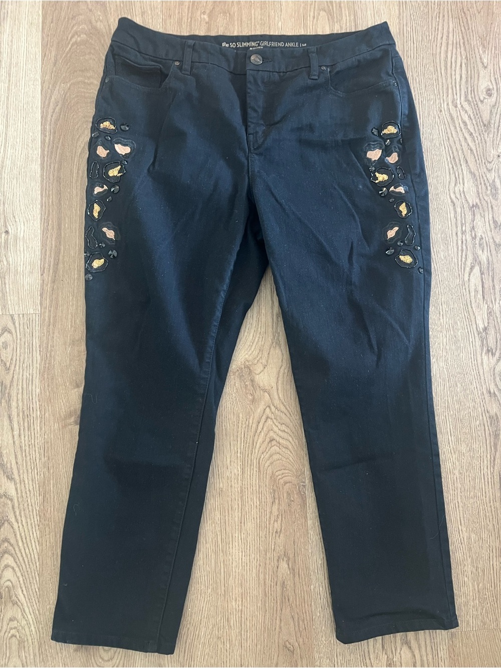 Chico's So Slimming Girlfriend Ankle Jeans Black Mid Rise 5-Pocket Button Zip